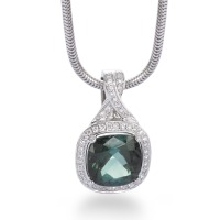 Pendentif Or blanc 18K Tourmaline vert, 0.16 ct, 44 Pierres, brillant, tw-vsi-558018